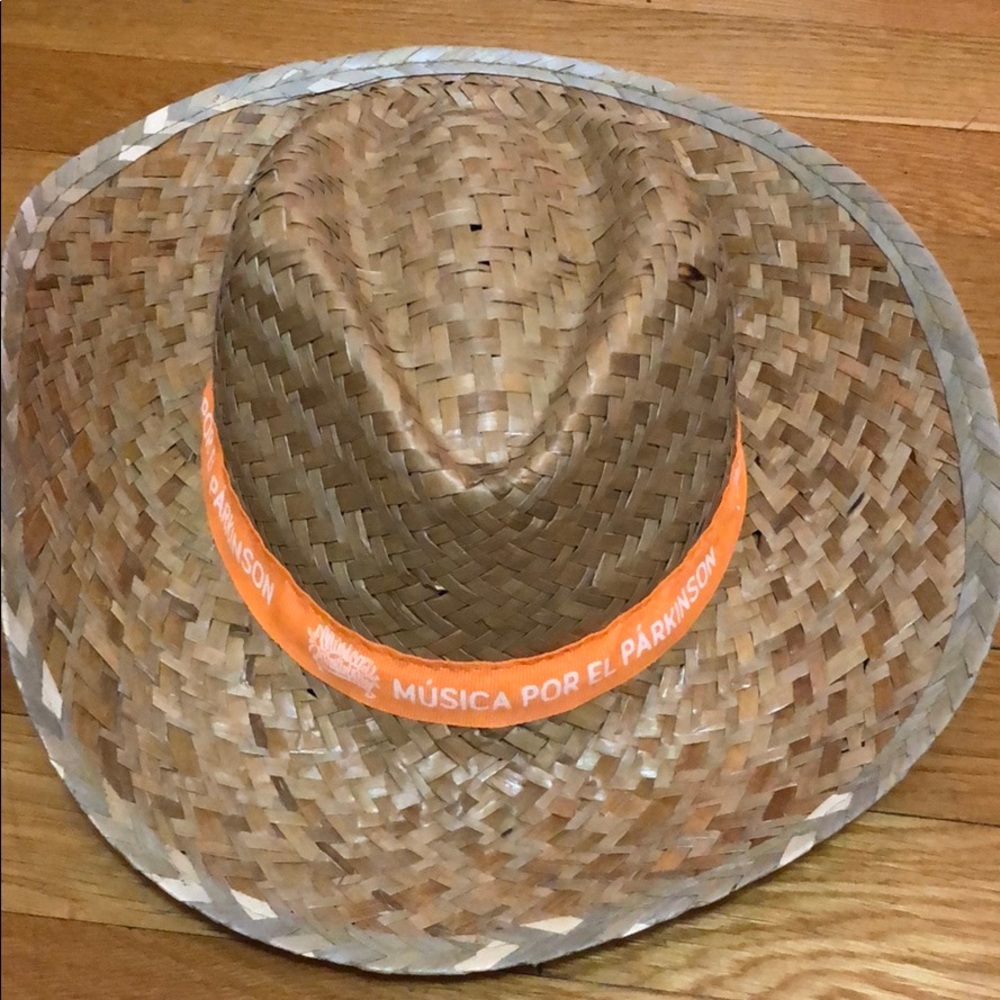 Straw hat new